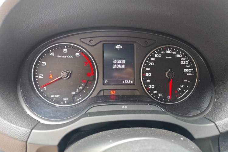 Used Audi A3 2017 Limousine 35 TFSI Ambition Edition Instrument Cluster