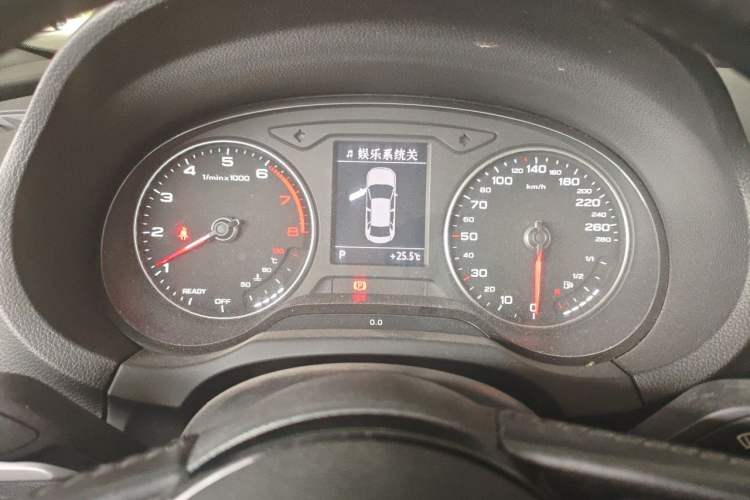 Used Audi A3 2017 Limousine 35 TFSI Ambition Edition Instrument Cluster