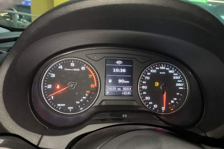 Used Audi A3 2017 Limousine 35 TFSI Ambition Edition Instrument Cluster