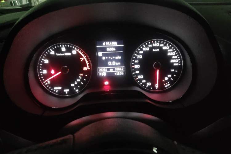 Used Audi A3 2017 Limousine 35 TFSI Sport Edition Instrument Cluster