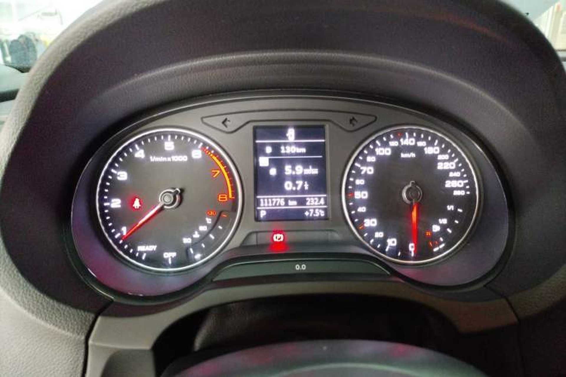 Used Audi A3 2017 Limousine 35 TFSI Fashion Model Instrument Cluster