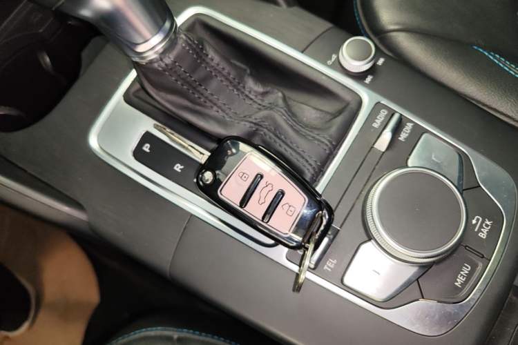 Used Audi A3 2017 Sportback 35 TFSI Fashion Model Interior 1