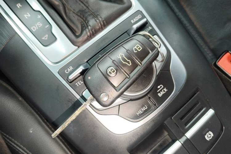 Used Audi A3 2017 Limousine 35 TFSI Style Edition Interior 1