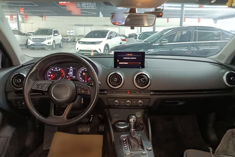 Used Audi A3 2017 Limousine 35 TFSI Fashion Model Interior 2