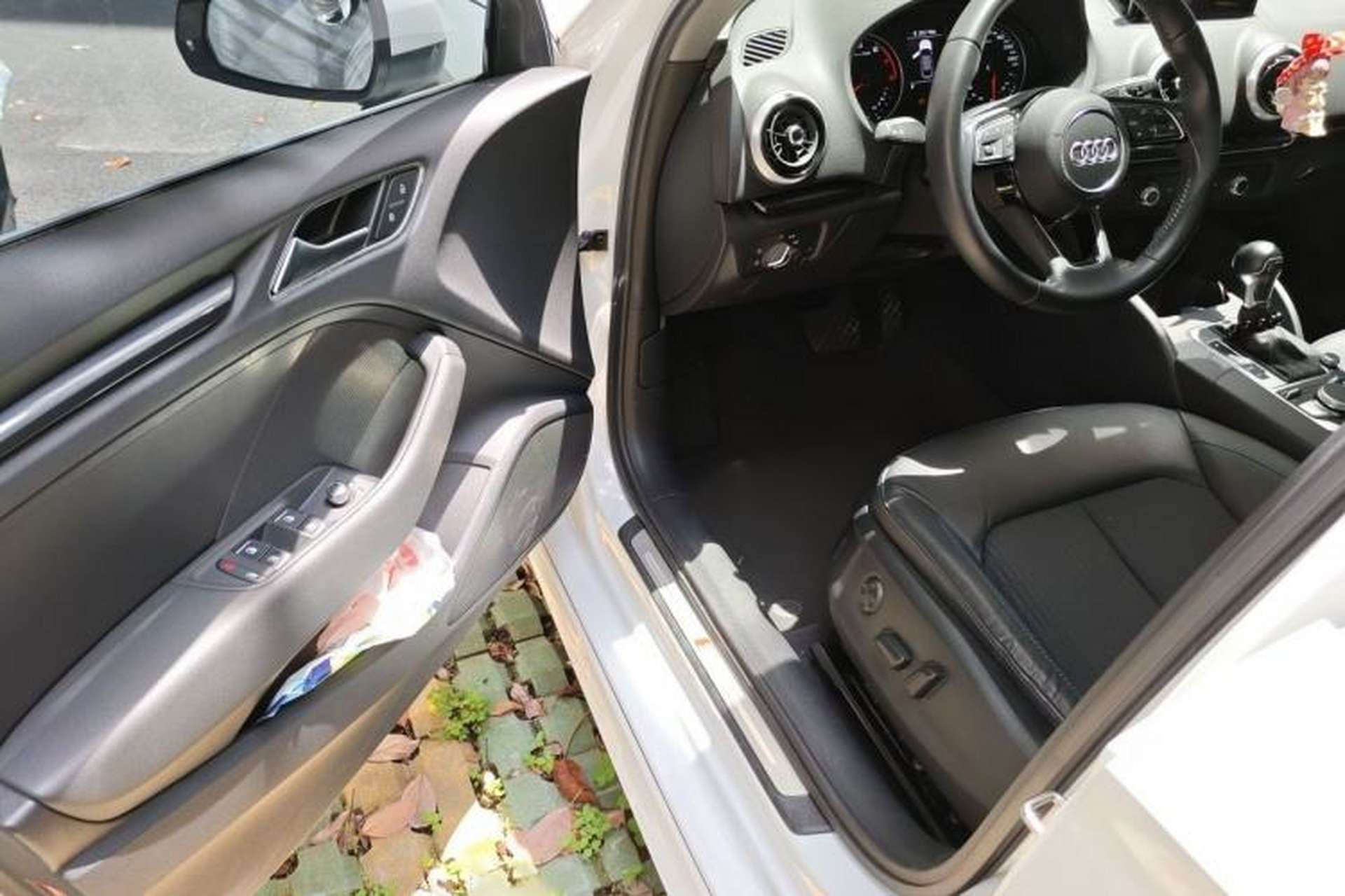 Used Audi A3 2017 Limousine 35 TFSI Fashion Model Interior 3