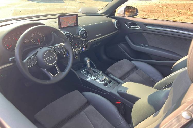 Used Audi A3 2017 Cabriolet 40 TFSI Interior 4