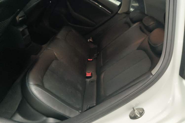 Used Audi A3 2017 Sportback 35 TFSI Fashion Model Interior 4