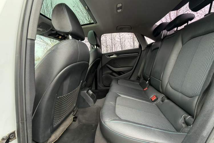 Used Audi A3 2017 Limousine 35 TFSI Fashion Model Interior 5
