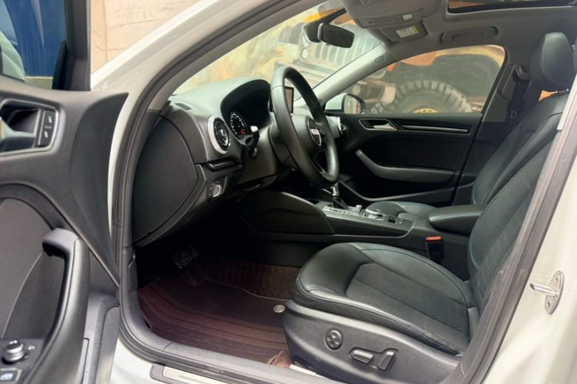 Used Audi A3 2017 Limousine 35 TFSI Fashion Model Interior 5