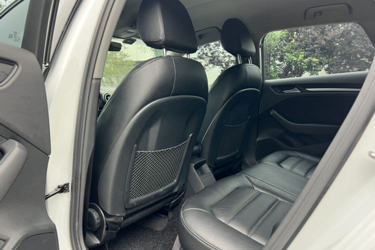 Used Audi A3 2017 Sportback 35 TFSI Ambition Edition Interior 6