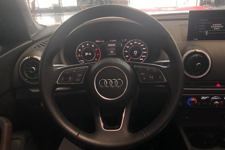 Used Audi A3 2017 Cabriolet 40 TFSI Interior 6