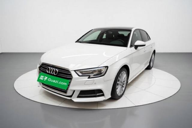 Audi A3 2017 Sportback 35 TFSI Fashion Model usado