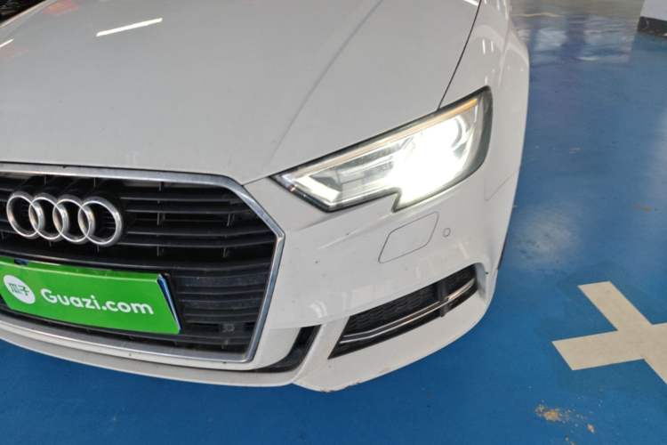 Used Audi A3 2017 Limousine 35 TFSI Fashion Model Left Front Headlight