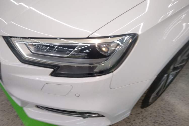 Used Audi A3 2017 Limousine 35 TFSI Sport Edition Left Front Headlight