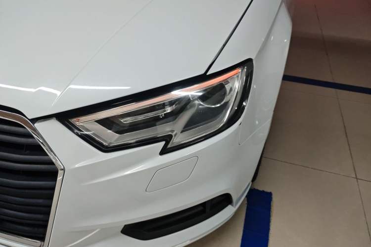 Used Audi A3 2017 Limousine 35 TFSI Ambition Edition Left Front Headlight