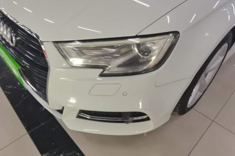 Used Audi A3 2017 Limousine 35 TFSI Fashion Model Left Front Headlight