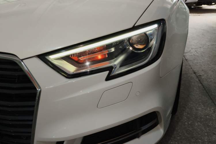 Used Audi A3 2017 Limousine 35 TFSI Fashion Model Left Front Headlight