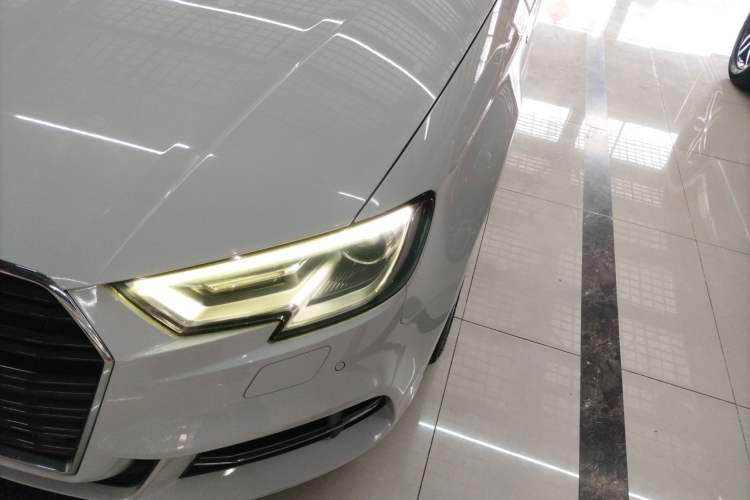 Used Audi A3 2017 Limousine 35 TFSI Fashion Model Left Front Headlight