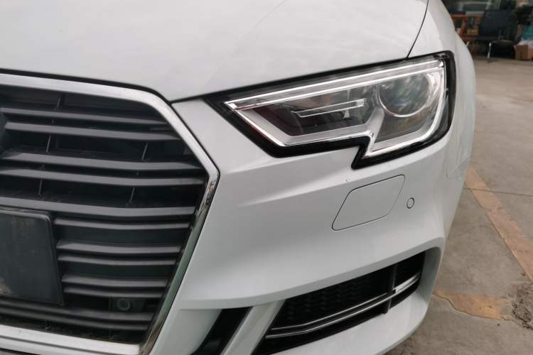 Used Audi A3 2017 Limousine 35 TFSI Fashion Model Left Front Headlight