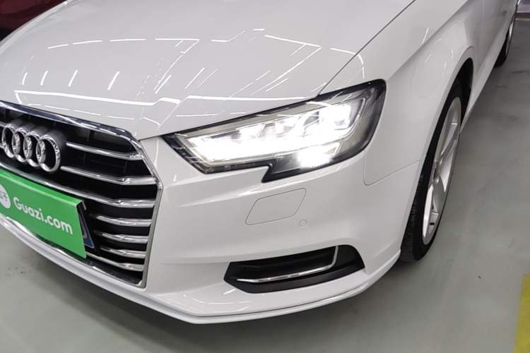 Used Audi A3 2017 Limousine 35 TFSI Style Edition Left Front Headlight