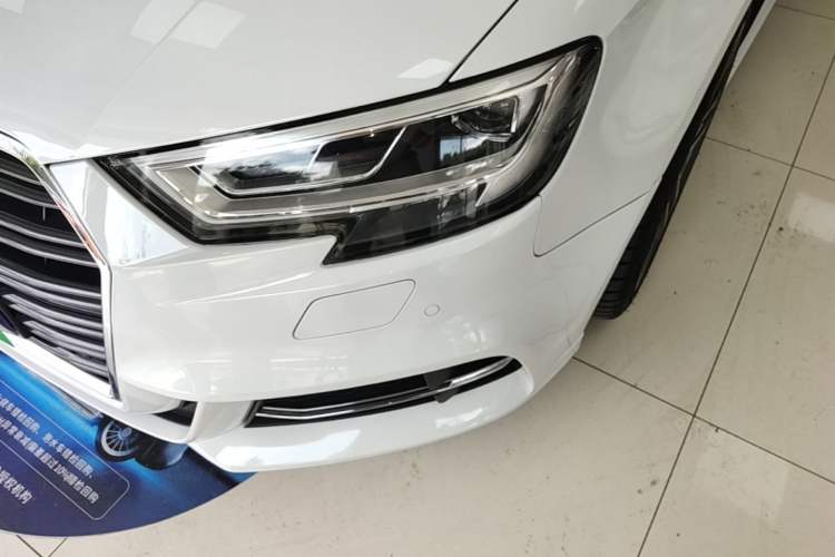 Used Audi A3 2017 Limousine 35 TFSI Sport Edition Left Front Headlight