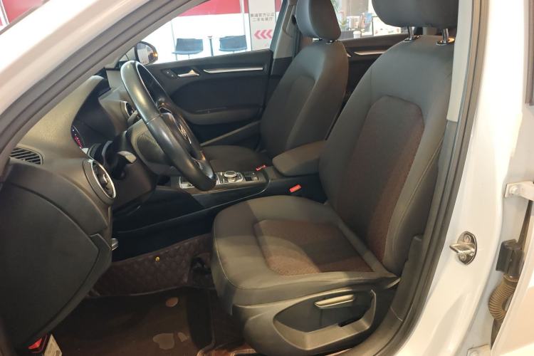Used Audi A3 2017 Limousine 35 TFSI Ambition Edition Left Front Seat