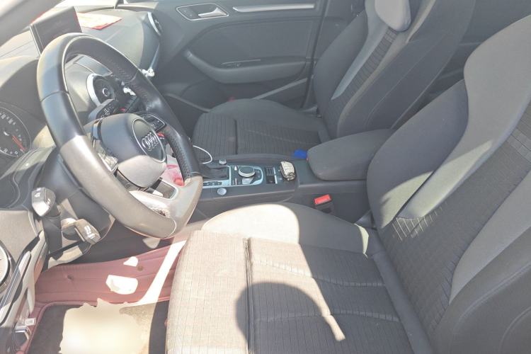 Used Audi A3 2017 Limousine 35 TFSI Sport Edition Left Front Seat