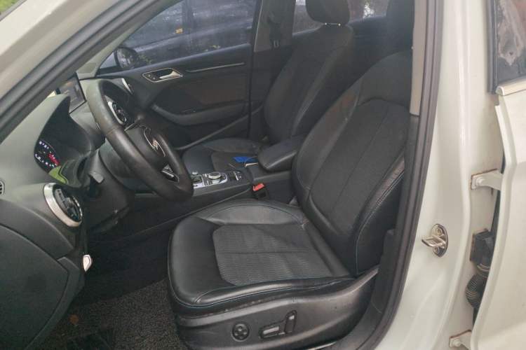 Used Audi A3 2017 Limousine 35 TFSI Fashion Model Left Front Seat