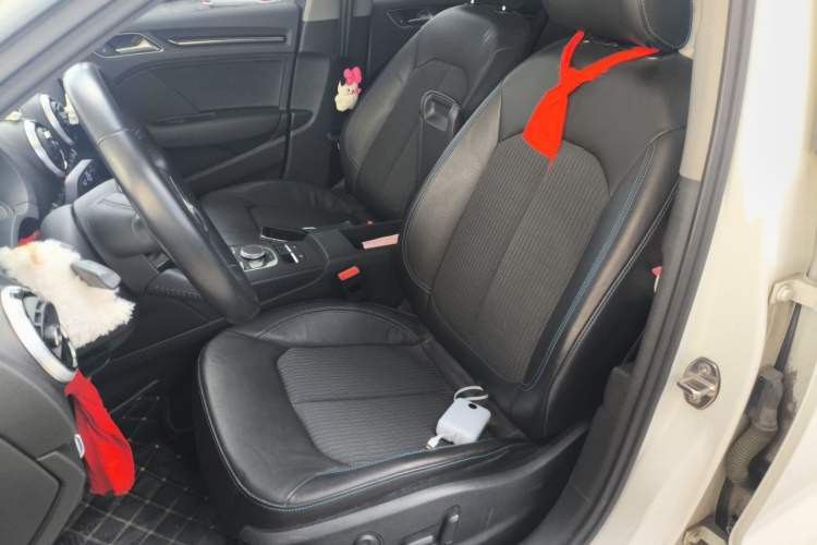 Used Audi A3 2017 Limousine 35 TFSI Fashion Model Left Front Seat