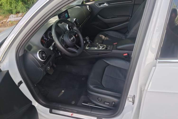 Used Audi A3 2017 Sportback 35 TFSI Fashion Model Left Front Seat