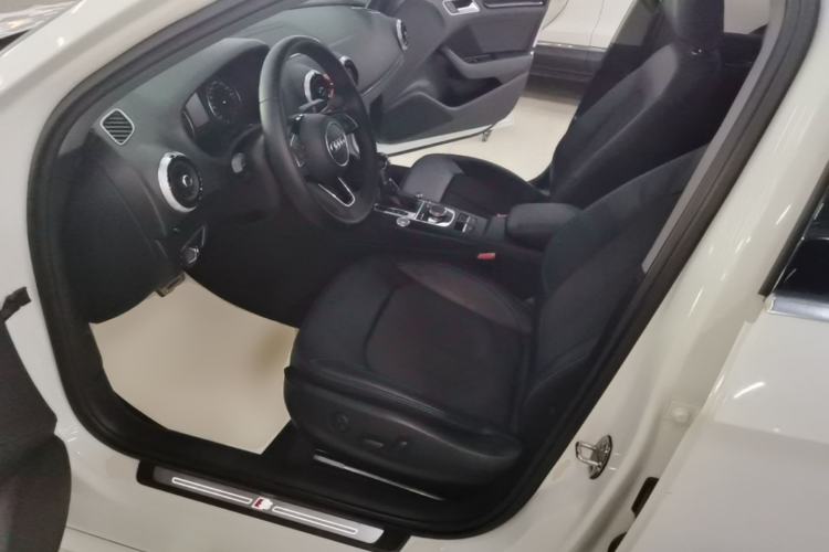 Used Audi A3 2017 Limousine 35 TFSI Fashion Model Left Front Seat