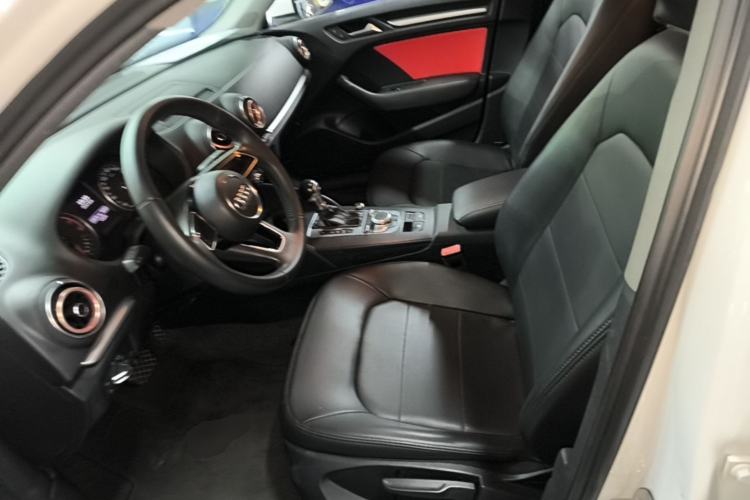 Used Audi A3 2017 Limousine 35 TFSI Ambition Edition Left Front Seat