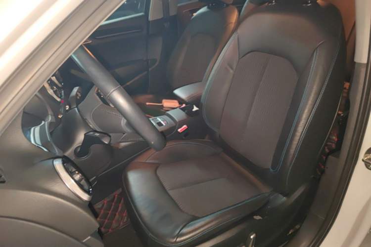 Used Audi A3 2017 Limousine 35 TFSI Fashion Model Left Front Seat