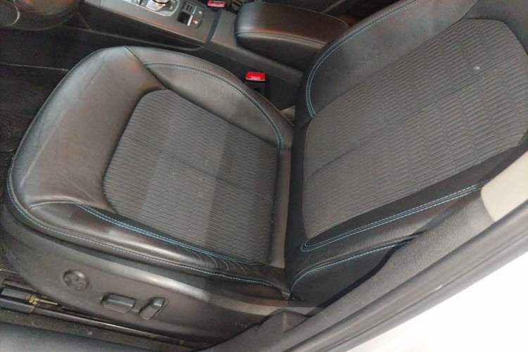 Used Audi A3 2017 Limousine 35 TFSI Fashion Model Left Front Seat