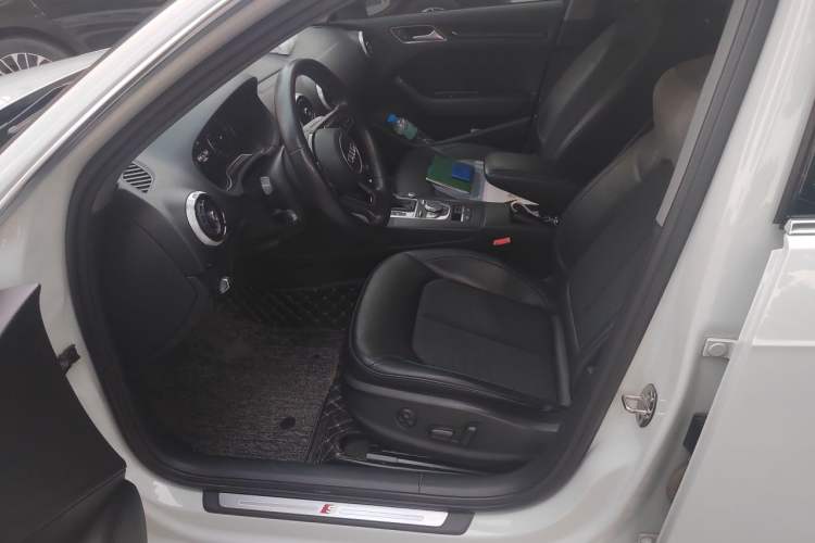 Used Audi A3 2017 Sportback 35 TFSI Fashion Model Left Front Seat