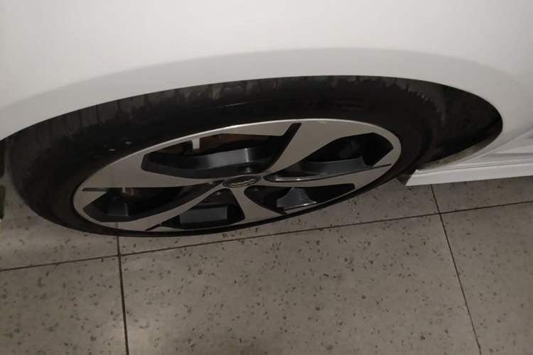 Used Audi A3 2017 Sportback 35 TFSI Sport Edition Left Front Wheel Hub
