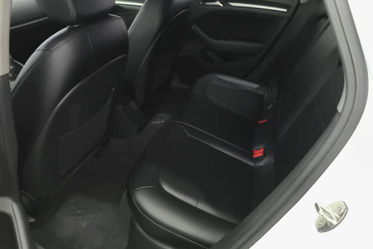 Used Audi A3 2017 Limousine 35 TFSI Ambition Edition Left Rear Seat
