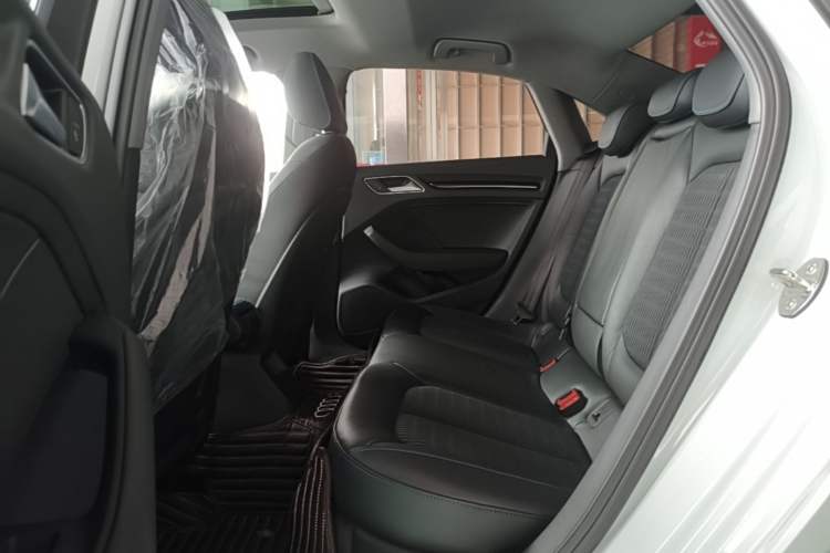 Used Audi A3 2017 Limousine 35 TFSI Fashion Model Left Rear Seat