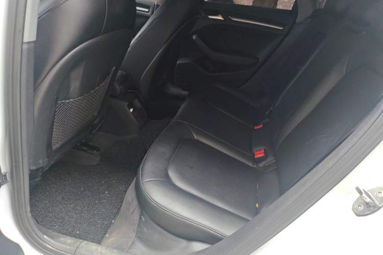 Used Audi A3 2017 Limousine 35 TFSI Ambition Edition Left Rear Seat