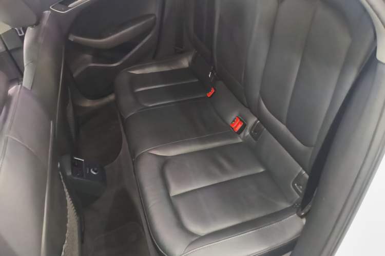 Used Audi A3 2017 Limousine 40 TFSI Style Edition Left Rear Seat
