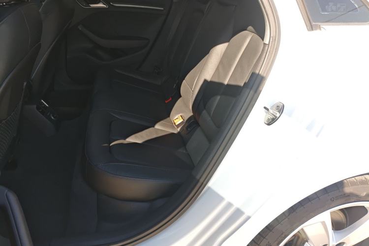 Used Audi A3 2017 Limousine 35 TFSI Style Edition Left Rear Seat