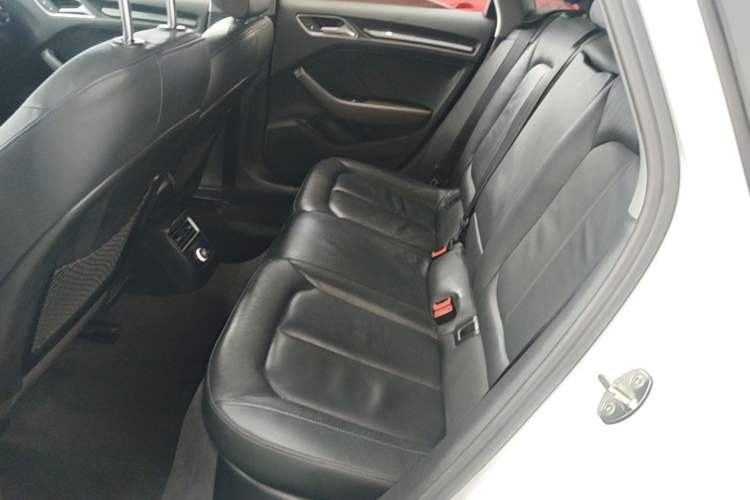 Used Audi A3 2017 Limousine 35 TFSI Style Edition Left Rear Seat