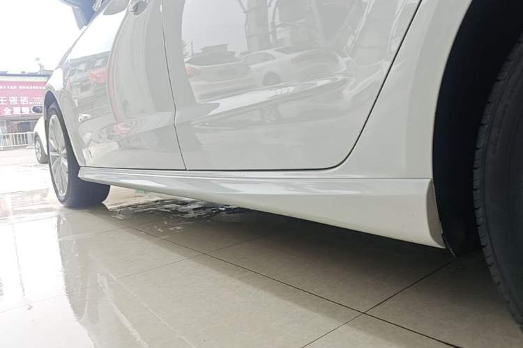 Used Audi A3 2017 Sportback 35 TFSI Fashion Model Left Side Sill