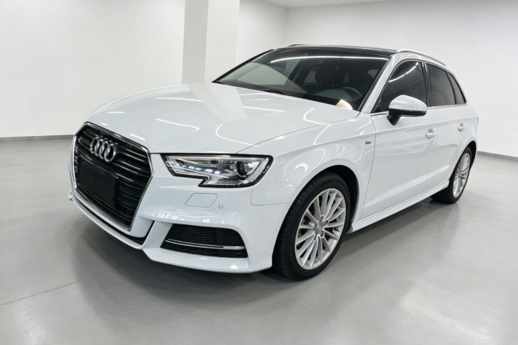 Used Audi A3 2017 Sportback 35 TFSI Fashion Model Guazi used car, China used car export, Used car for sale, Used cars, Cheapest cars for sale