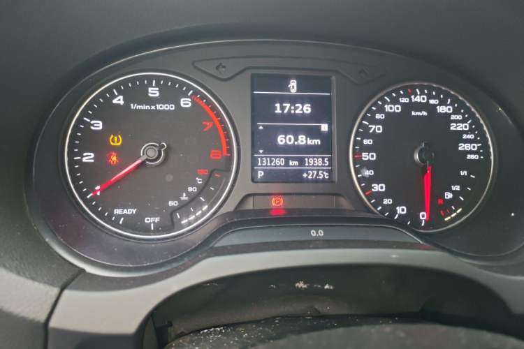 Used Audi A3 2017 Limousine 35 TFSI Fashion Model Odometer Close Up