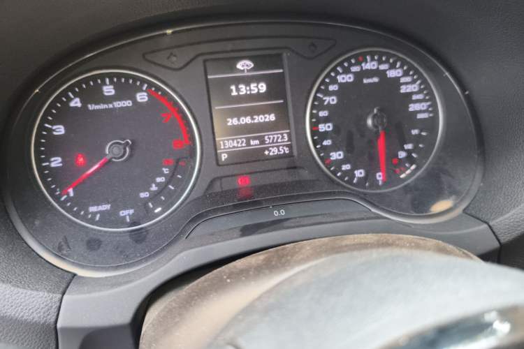Used Audi A3 2017 Limousine 35 TFSI Fashion Model Odometer Close Up