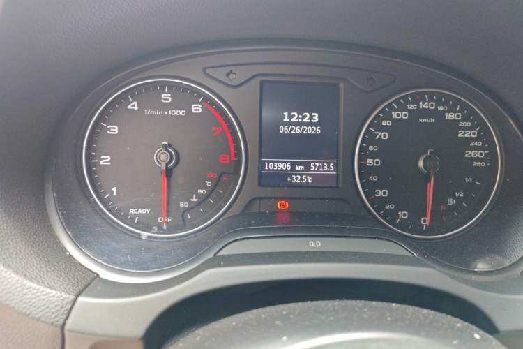 Used Audi A3 2017 Limousine 35 TFSI Ambition Edition Odometer Close Up