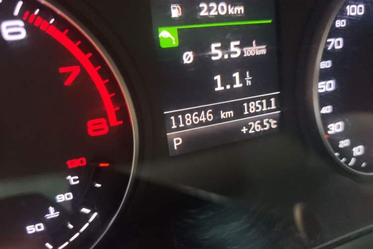 Used Audi A3 2017 Limousine 35 TFSI Sport Edition Odometer Close Up