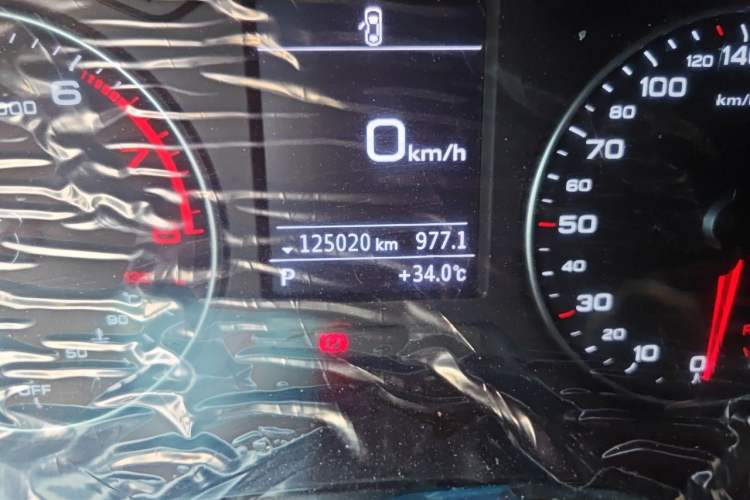 Used Audi A3 2017 Limousine 35 TFSI Ambition Edition Odometer Close Up
