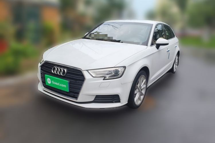Used Audi A3 2017 Sportback 35 TFSI Ambition Edition Guazi used car, China used car export, Used car for sale, Used cars, Cheapest cars for sale